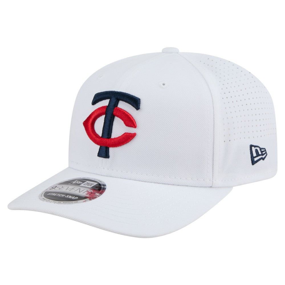 Minnesota Twins COOLERA 9SEVENTY Adjustable Hat - White | New Era