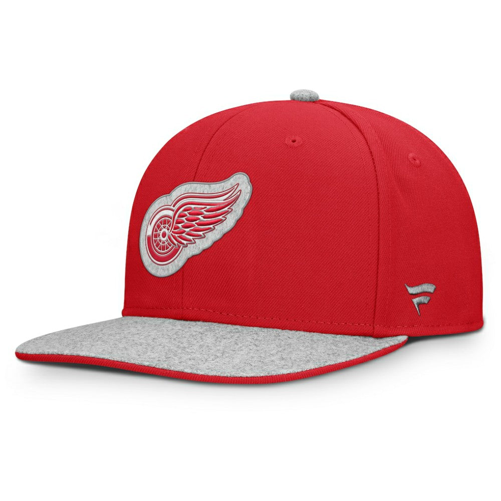 Detroit Red Wings Fanatics Fundamentals Loden Snapback Hat