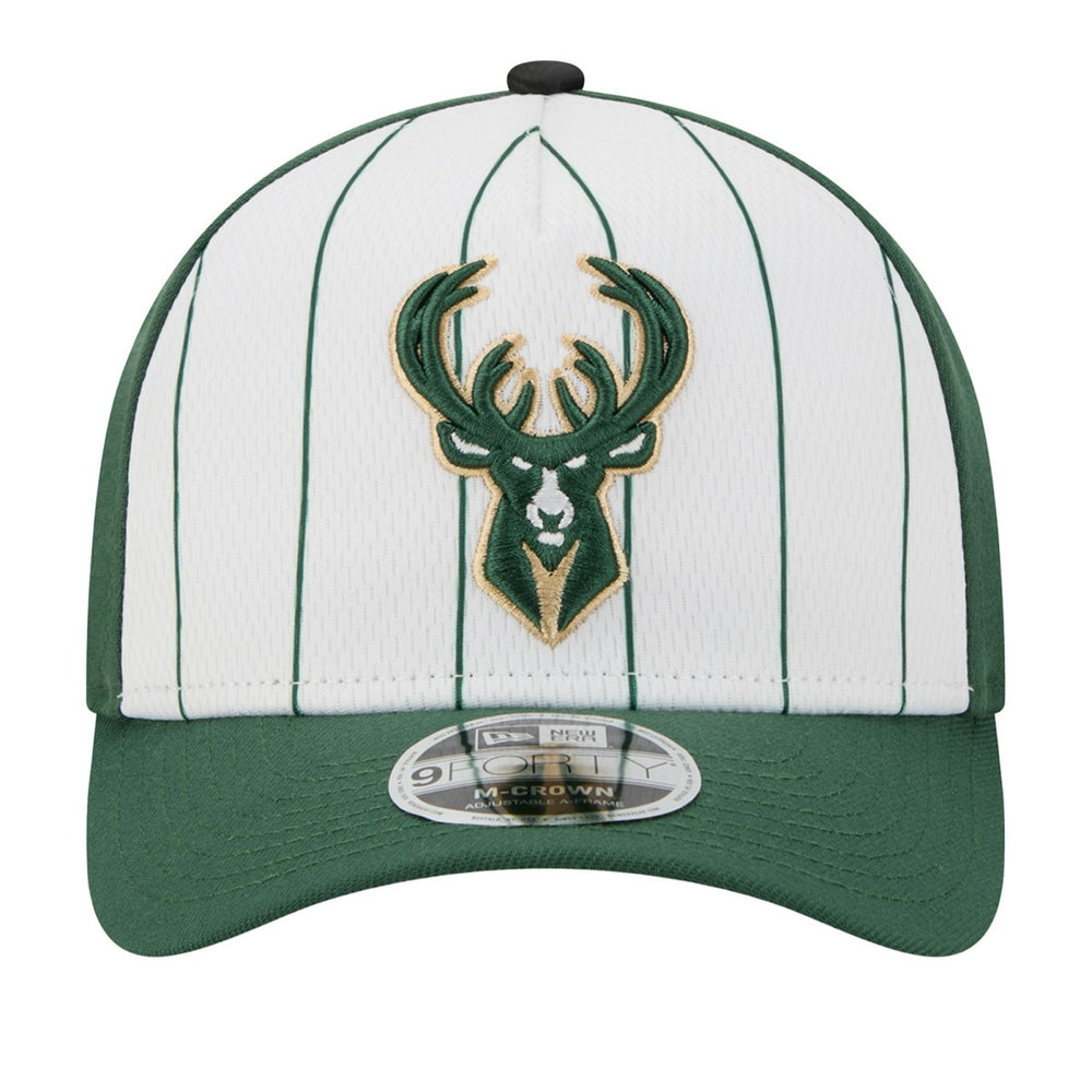 Milwaukee Bucks 2025 NBA Tip Off M-Crown A-Frame 9FORTY Adjustable Hat - White/Hunter Green | New Era sale