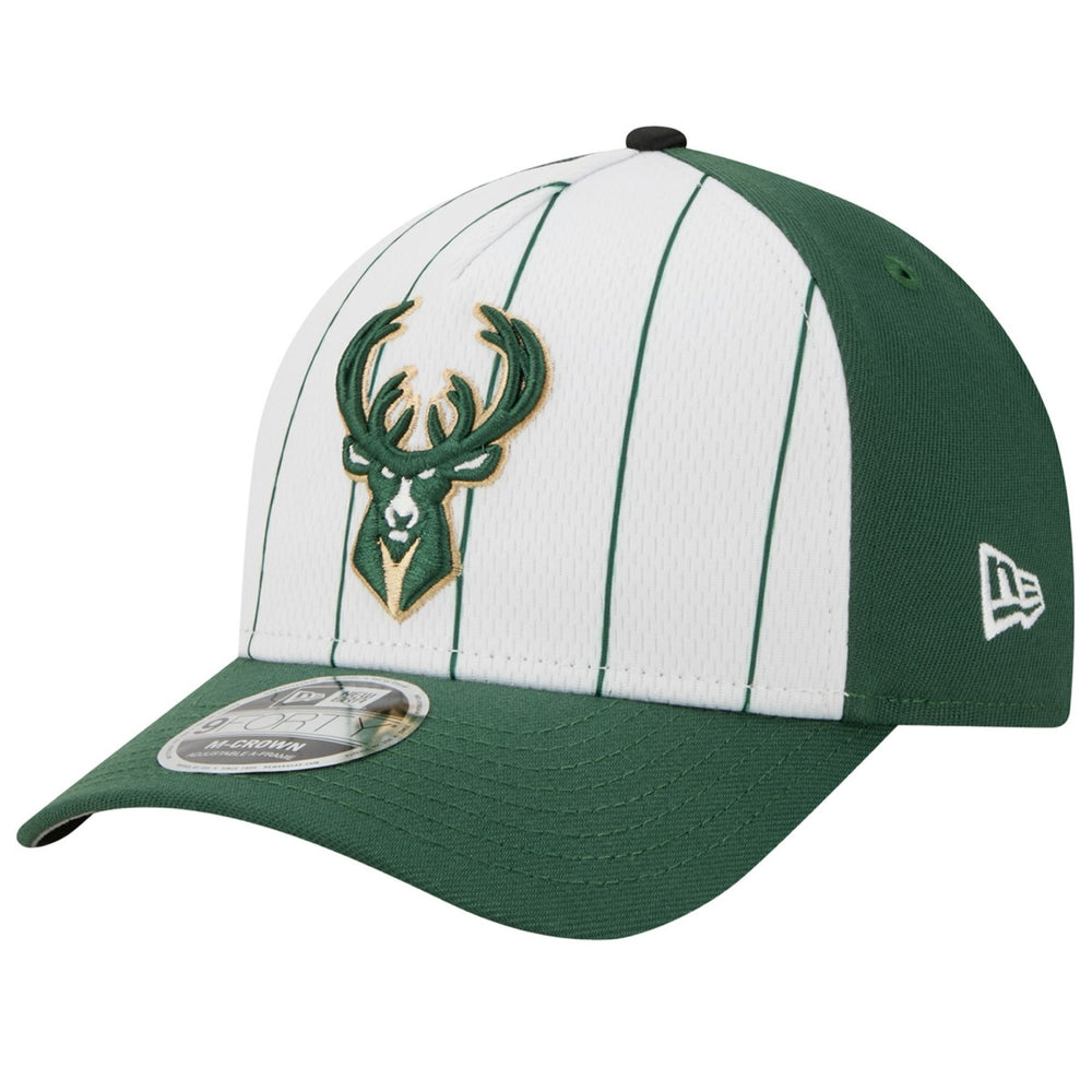 Milwaukee Bucks 2025 NBA Tip Off M-Crown A-Frame 9FORTY Adjustable Hat - White/Hunter Green | New Era sale