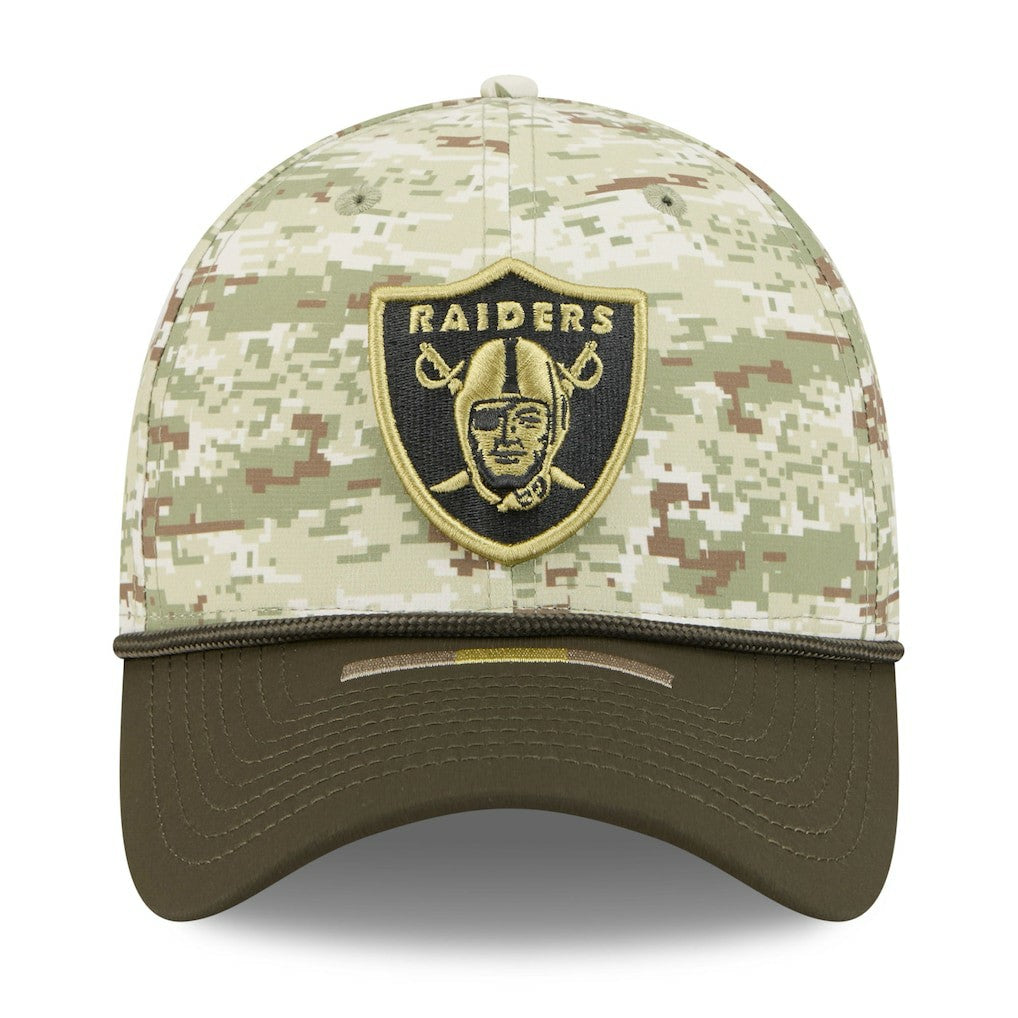 NFL Las Vegas Raiders 2025 Salute to Service 39THIRTY Flex Hat