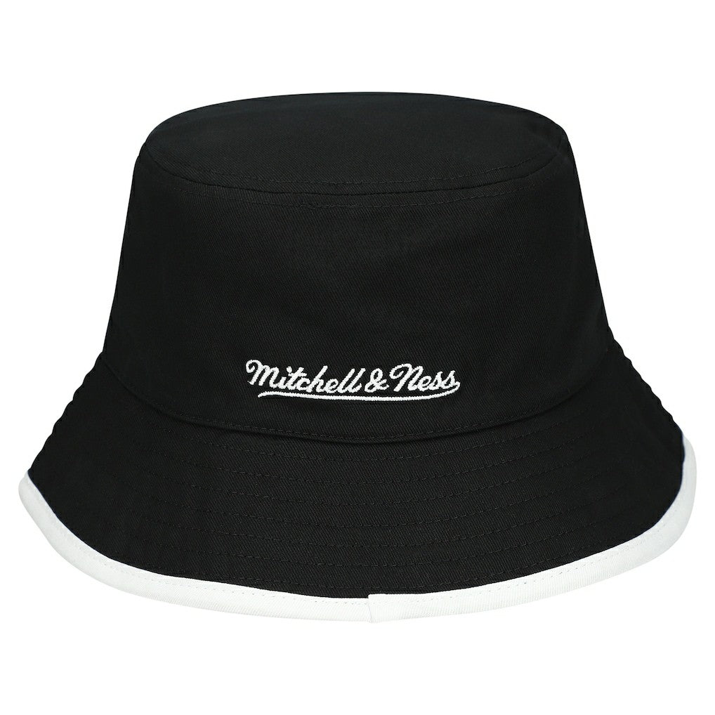 Chicago Bulls Flip It Reversible Bucket Hat - Black/Red | Mitchell & Ness on sale