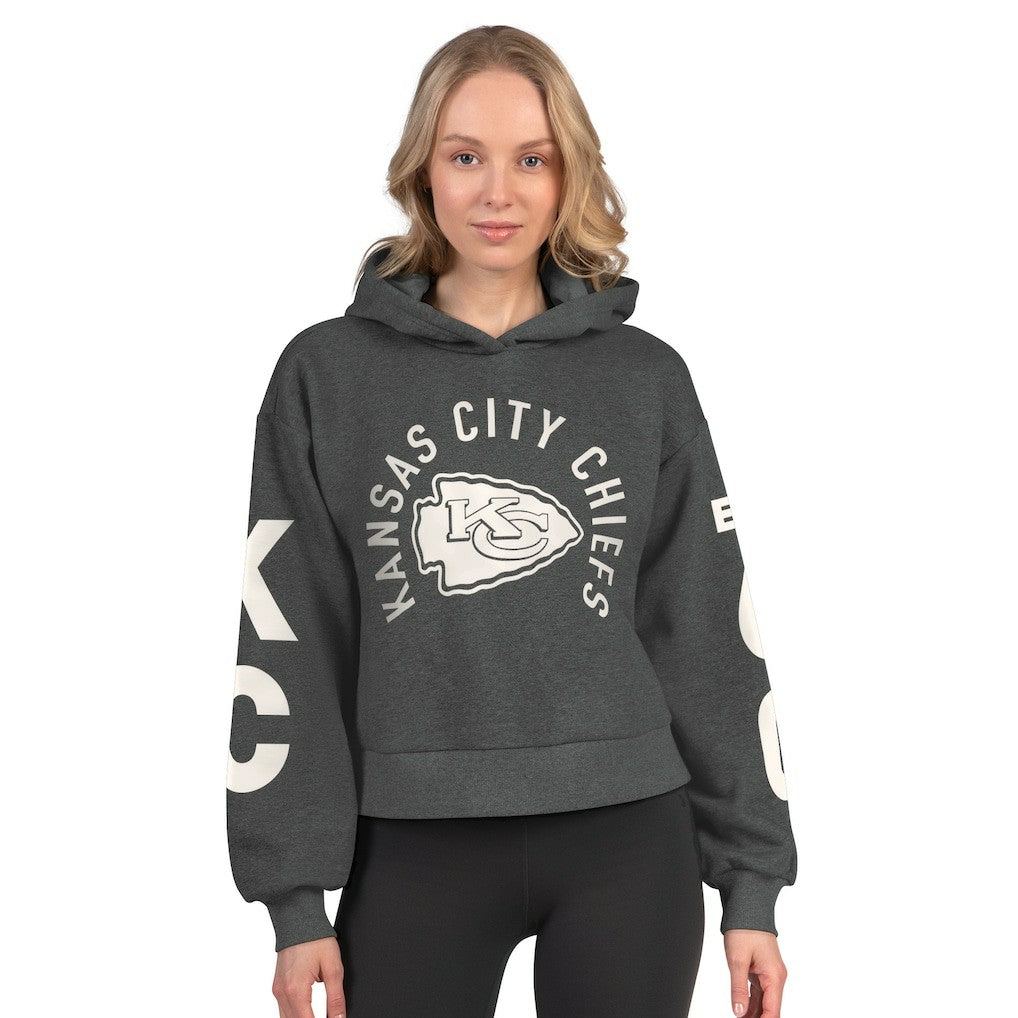 NFL Kansas City Chiefs Starter Women's Star Player Cropped Fleece Pullover Hoodie