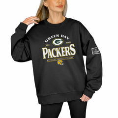 NFL Green Bay Packers Gameday Couture Women's Oversized Players Only Black Label Pullover Sweatshirt