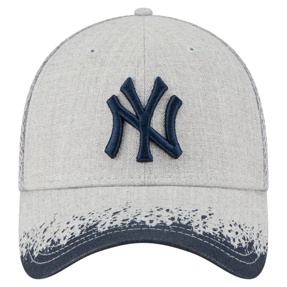 New York Yankees Visor Paint Splatter 39THIRTY Flex Hat - Gray | New Era