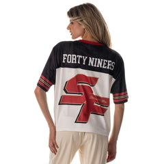 NFL San Francisco 49ers The Wild Collective Women's Boxy Cropped Mesh T-Shirt