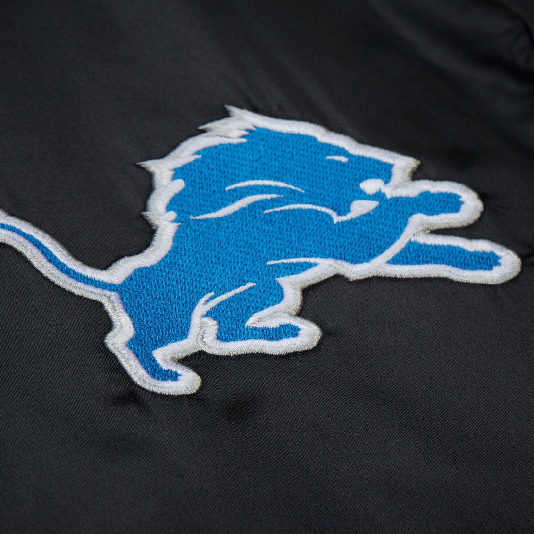NFL Detroit Lions Downtown Satin Full-Snap Hooded Jacket
