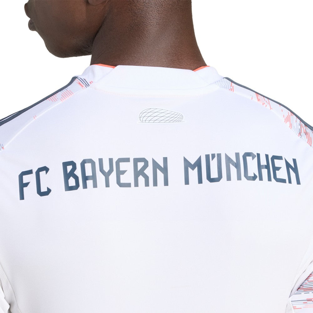 Bayern Munich 2025/26 Away Replica Jersey / Soccer On sale
