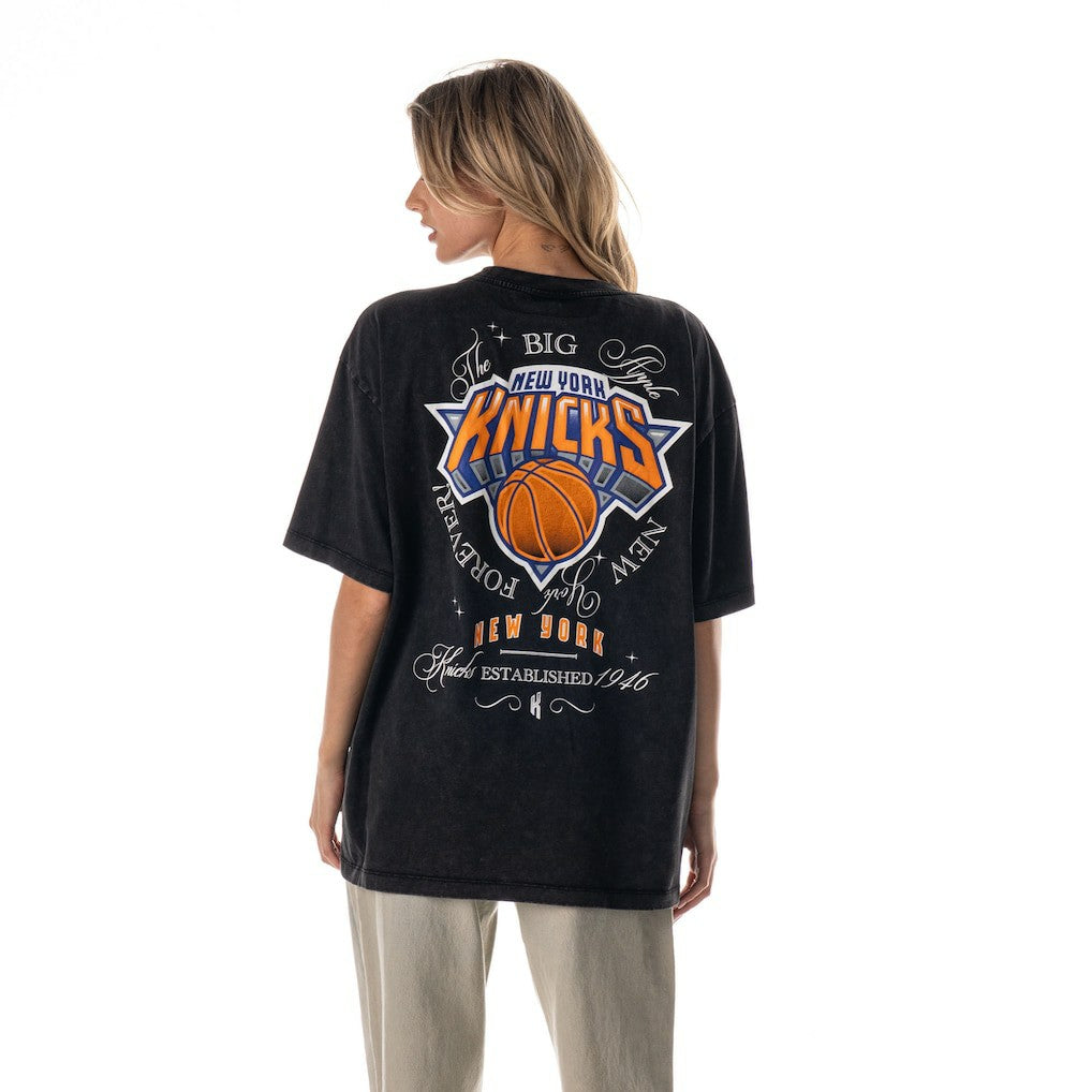 New York Knicks The Wild Collective Unisex Oversized Streetwear T-Shirt - Black on sale