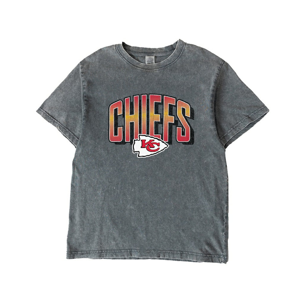 NFL Kansas City Chiefs Gameday Couture Women's Peak Performance Oversized Snow Wash T-Shirt