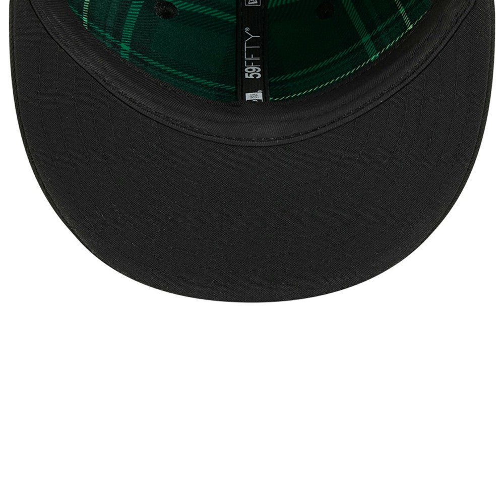 Cleveland Guardians 2026 St. Patrick's Day 59FIFTY Fitted Hat - Black | New Era