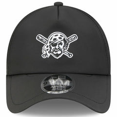 Pittsburgh Pirates 2026 Batting Practice Alternate Apex 9FORTY Adjustable Hat - Black | New Era
