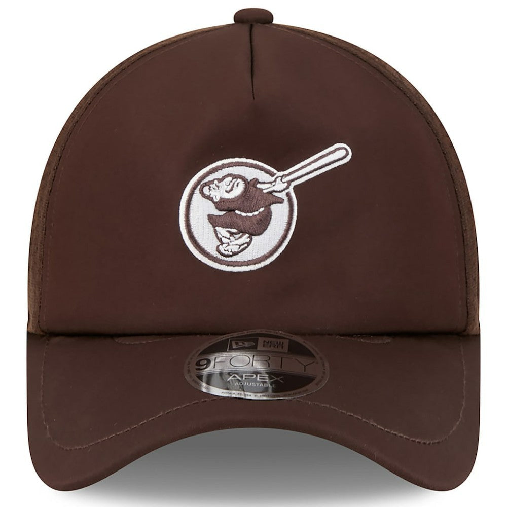 San Diego Padres 2026 Batting Practice Alternate Apex 9FORTY Adjustable Hat - Brown | New Era