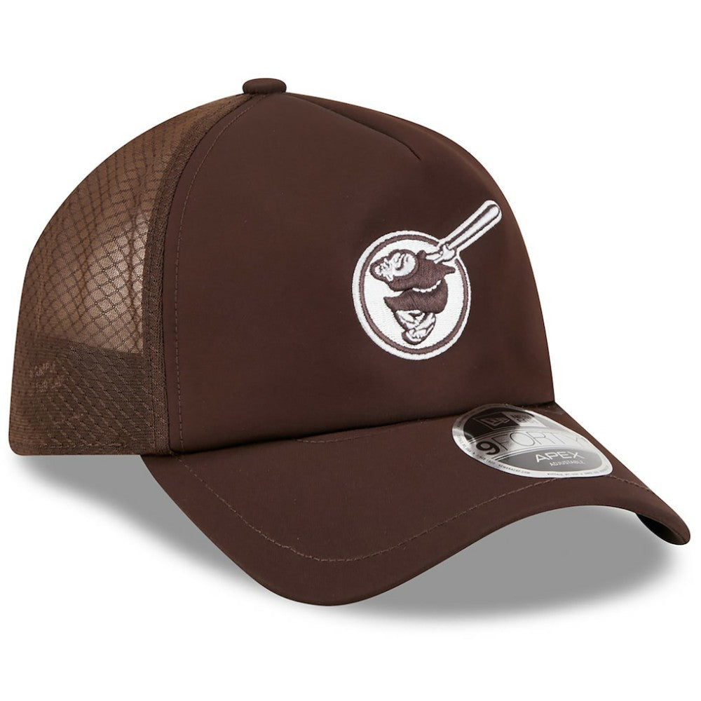 San Diego Padres 2026 Batting Practice Alternate Apex 9FORTY Adjustable Hat - Brown | New Era