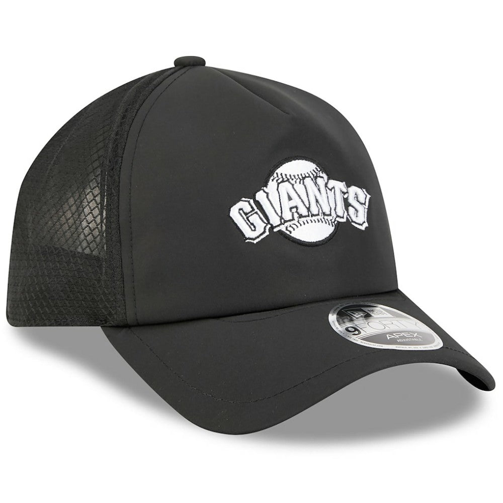 San Francisco Giants 2026 Batting Practice Alternate Apex 9FORTY Adjustable Hat - Black | New Era