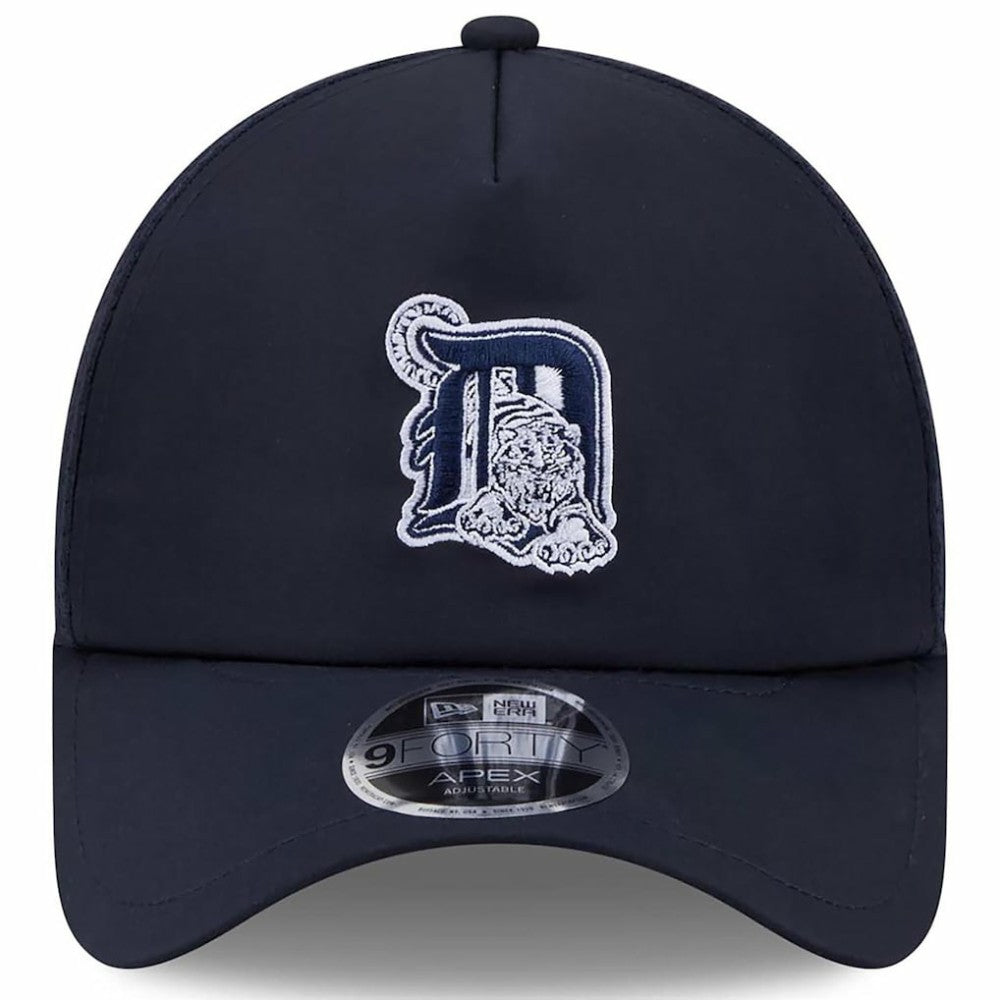 Detroit Tigers 2026 Batting Practice Alternate Apex 9FORTY Adjustable Hat - Navy | New Era