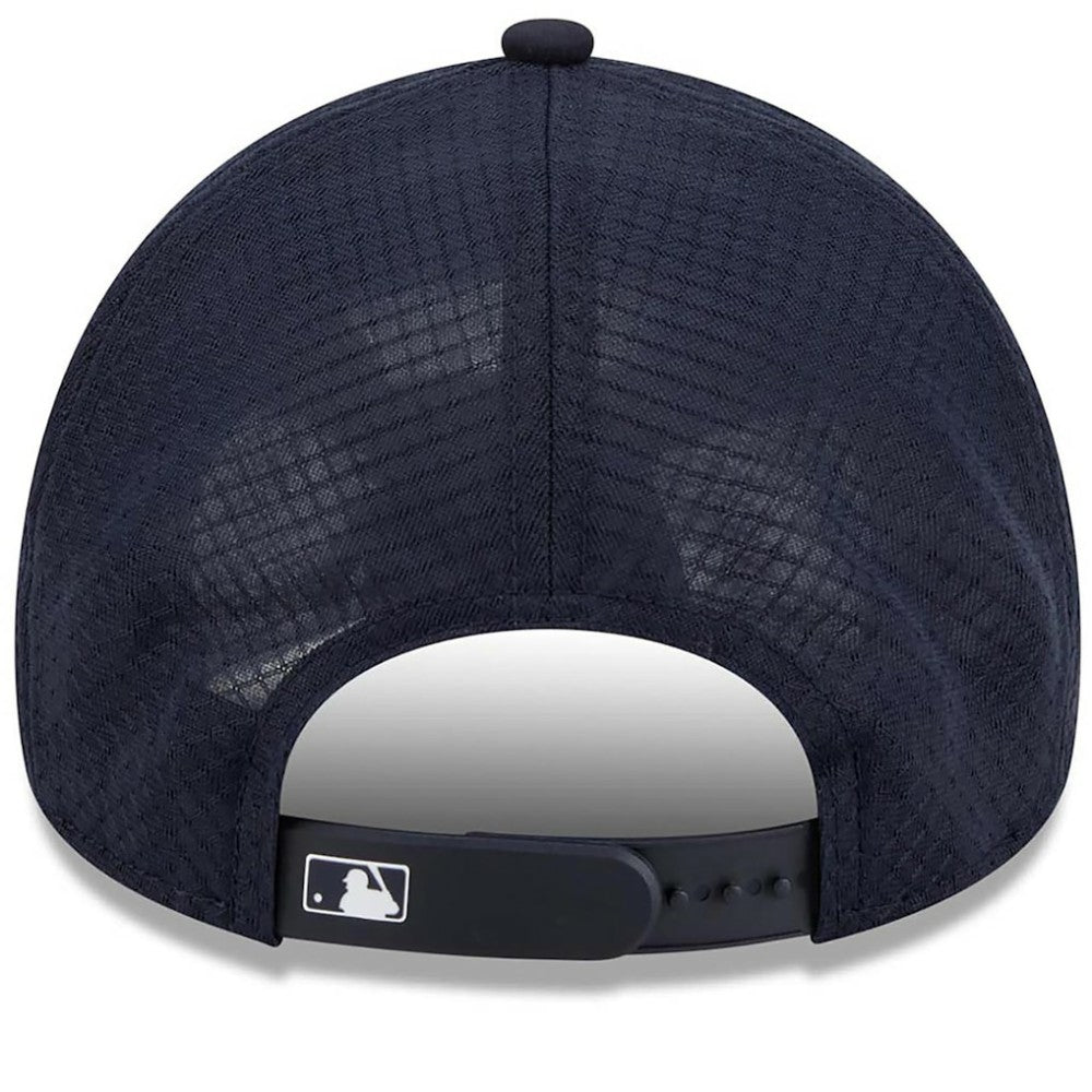 Minnesota Twins 2026 Batting Practice Alternate Apex 9FORTY Adjustable Hat - Navy | New Era