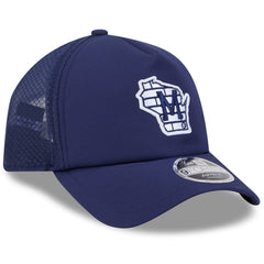 Milwaukee Brewers 2026 Batting Practice Alternate Apex 9FORTY Adjustable Hat - Navy | New Era