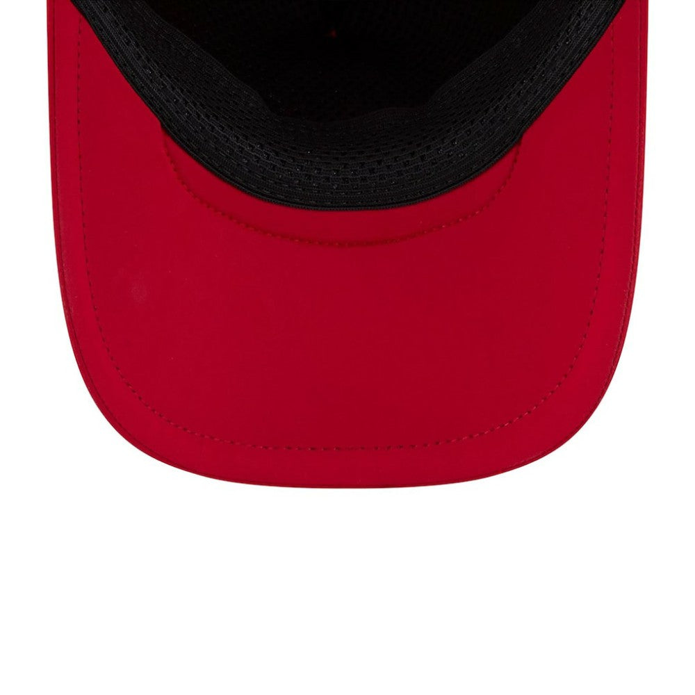 New York Yankees 2026 Batting Practice Alternate Apex 9FORTY Adjustable Hat - Red | New Era