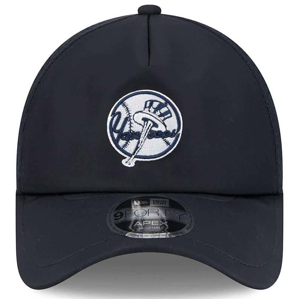 New York Yankees 2026 Batting Practice Alternate Apex 9FORTY Adjustable Hat - Navy | New Era