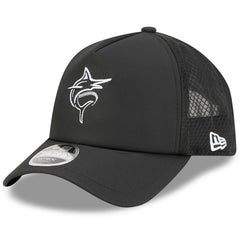 Miami Marlins 2026 Batting Practice Alternate Apex 9FORTY Adjustable Hat - Black | New Era