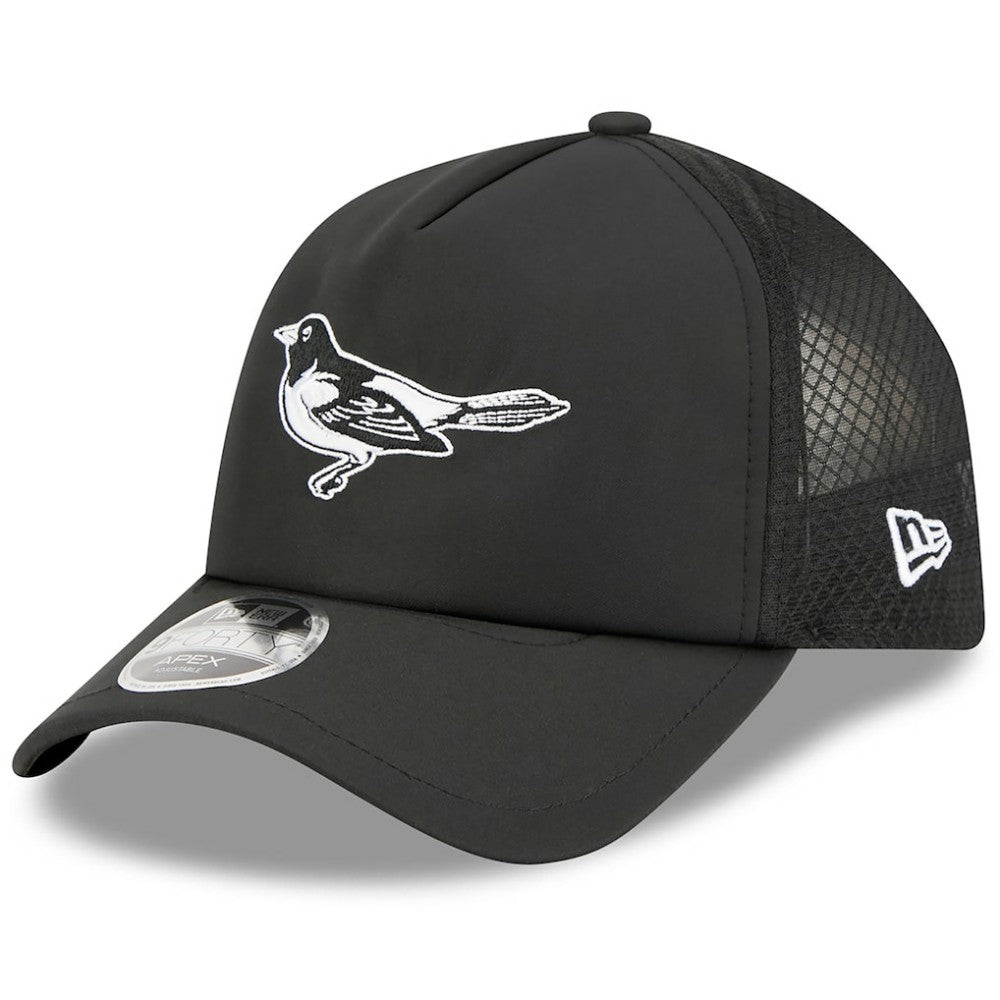 Baltimore Orioles 2026 Batting Practice Alternate Apex 9FORTY Adjustable Hat - Black | New Era