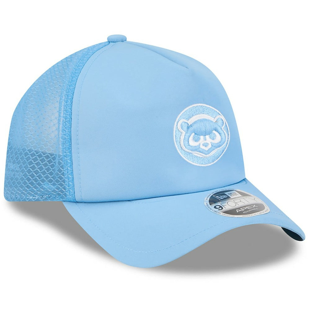 Chicago Cubs 2026 Batting Practice Alternate Apex 9FORTY Adjustable Hat - Light Blue | New Era