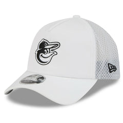 Baltimore Orioles 2026 Batting Practice Apex 9FORTY Adjustable Trucker Hat - White | New Era