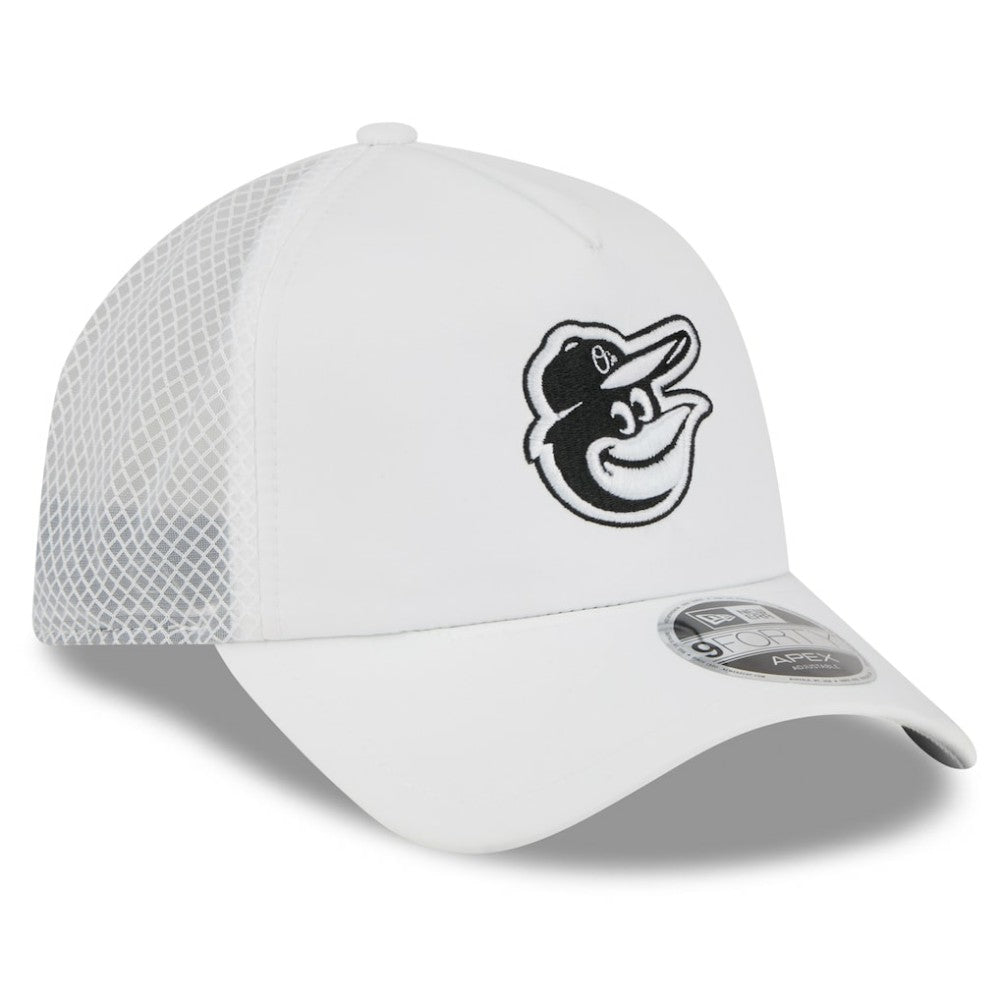Baltimore Orioles 2026 Batting Practice Apex 9FORTY Adjustable Trucker Hat - White | New Era