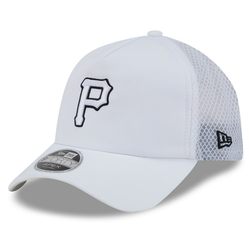 Pittsburgh Pirates 2026 Batting Practice Apex 9FORTY Adjustable Trucker Hat - White | New Era