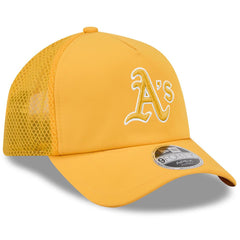 Athletics 2026 Batting Practice Apex 9FORTY Adjustable Trucker Hat - Gold | New Era