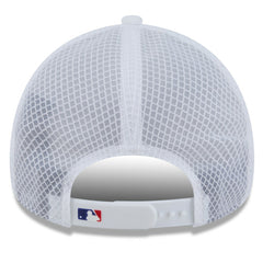 Texas Rangers 2026 Batting Practice Apex 9FORTY Adjustable Trucker Hat - White | New Era