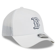 Boston Red Sox 2026 Batting Practice Apex 9FORTY Adjustable Trucker Hat - White | New Era