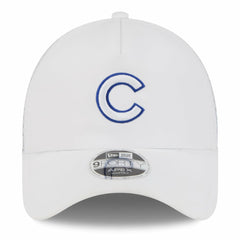 Chicago Cubs 2026 Batting Practice Apex 9FORTY Adjustable Trucker Hat - White | New Era
