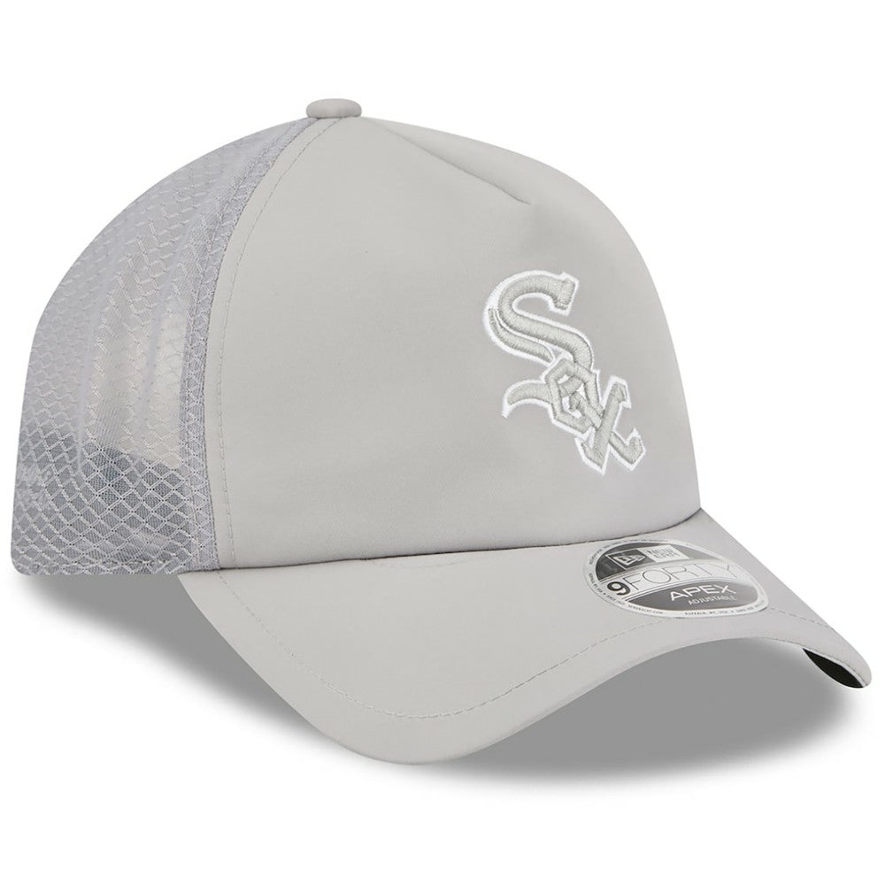 Chicago White Sox 2026 Batting Practice Apex 9FORTY Adjustable Trucker Hat - Gray | New Era