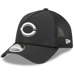 Cincinnati Reds 2026 Batting Practice Apex 9FORTY Adjustable Trucker Hat - Black | New Era