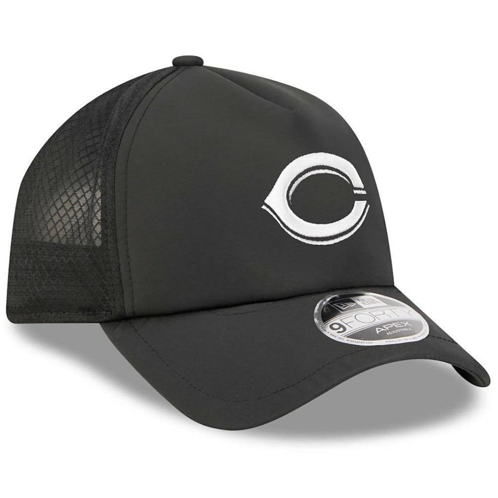 Cincinnati Reds 2026 Batting Practice Apex 9FORTY Adjustable Trucker Hat - Black | New Era