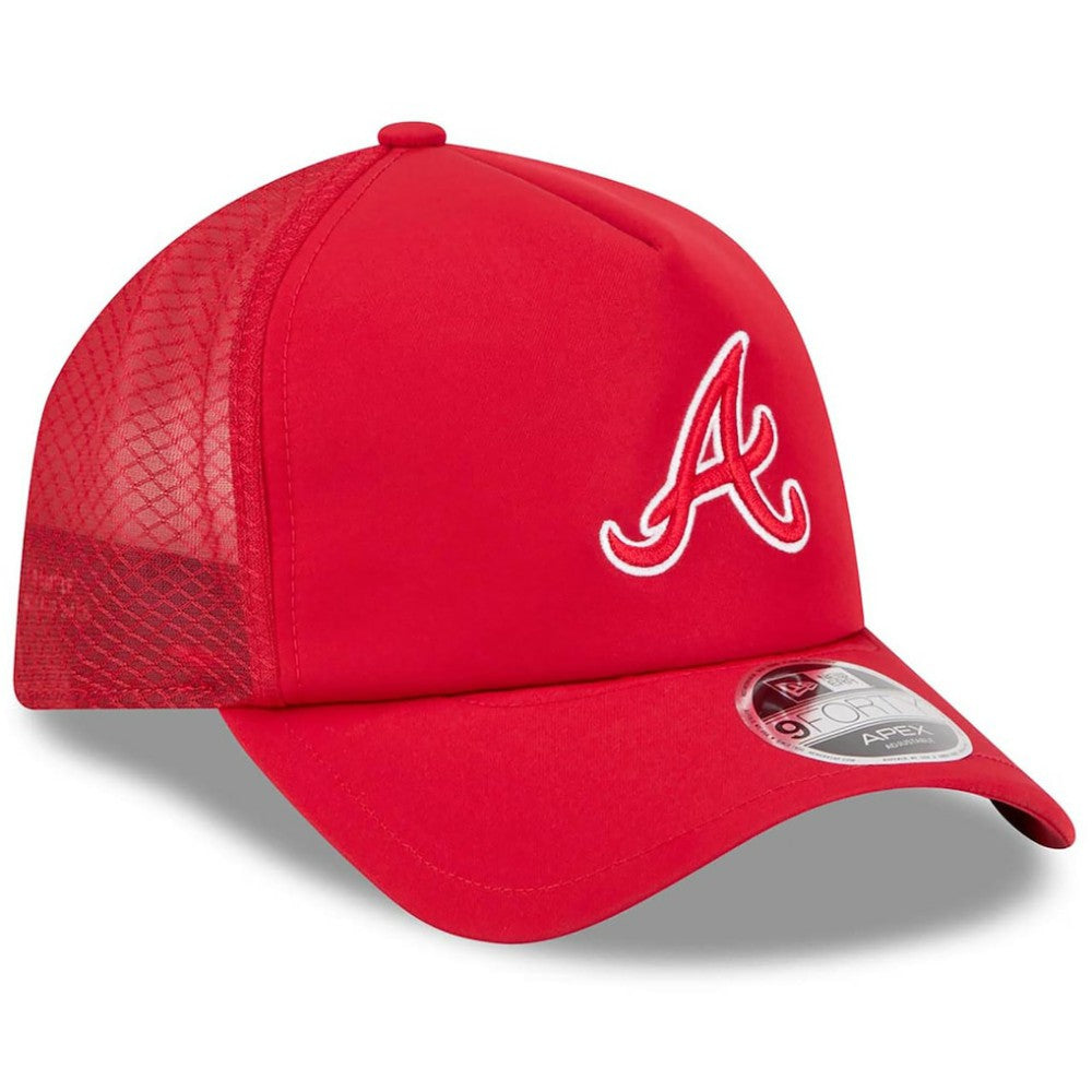 Atlanta Braves 2026 Batting Practice Apex 9FORTY Adjustable Trucker Hat - Red | New Era