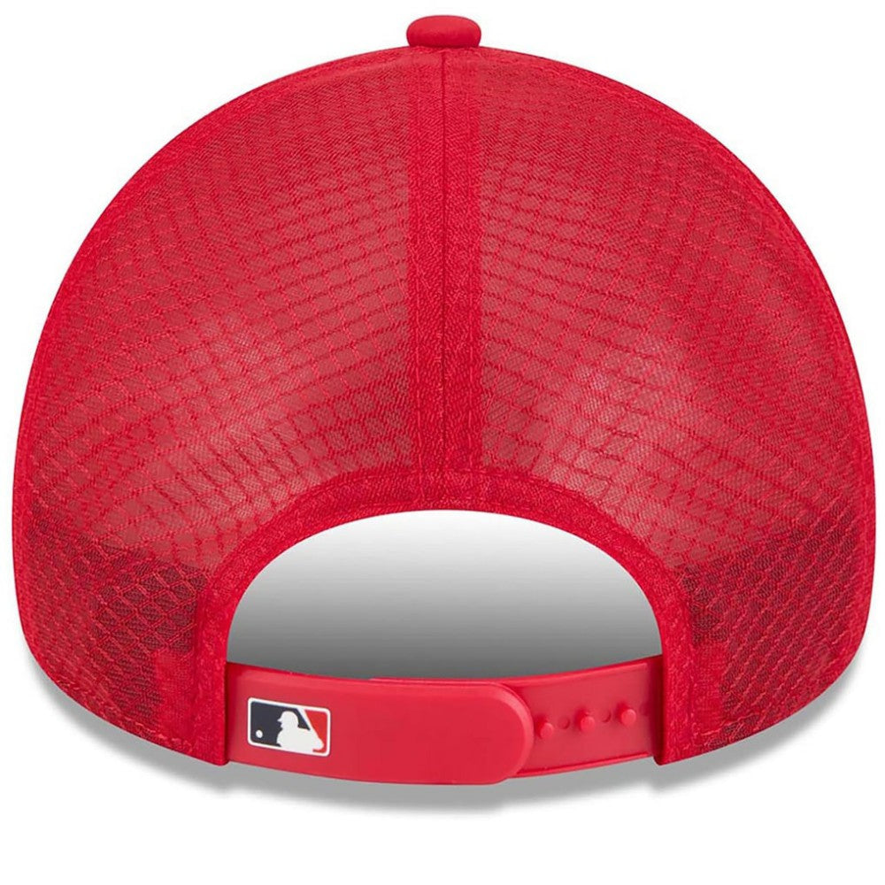 Atlanta Braves 2026 Batting Practice Apex 9FORTY Adjustable Trucker Hat - Red | New Era