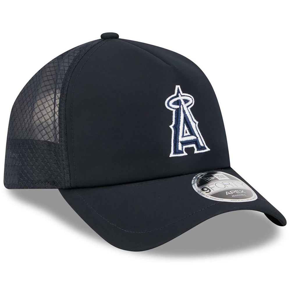 Los Angeles Angels 2026 Batting Practice Apex 9FORTY Adjustable Trucker Hat - Navy | New Era