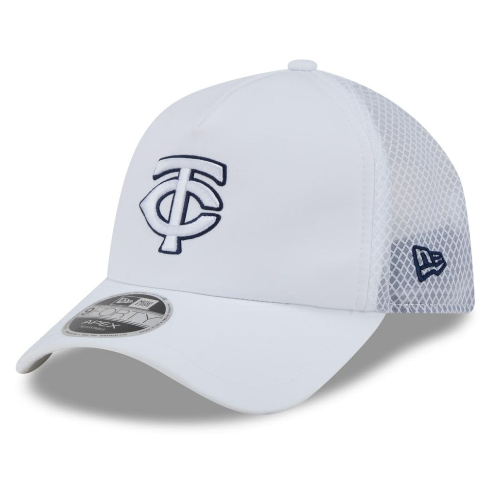 Minnesota Twins 2026 Batting Practice Apex 9FORTY Adjustable Trucker Hat - White | New Era