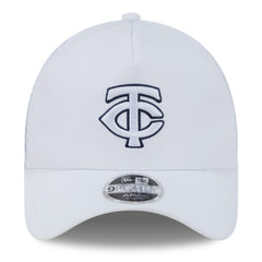 Minnesota Twins 2026 Batting Practice Apex 9FORTY Adjustable Trucker Hat - White | New Era