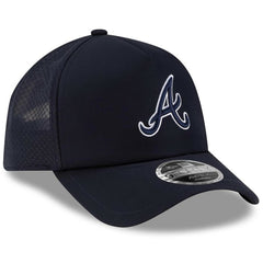 Atlanta Braves 2026 Batting Practice Apex 9FORTY Adjustable Trucker Hat - Navy | New Era