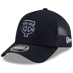 Minnesota Twins 2026 Batting Practice Apex 9FORTY Adjustable Trucker Hat - Navy | New Era