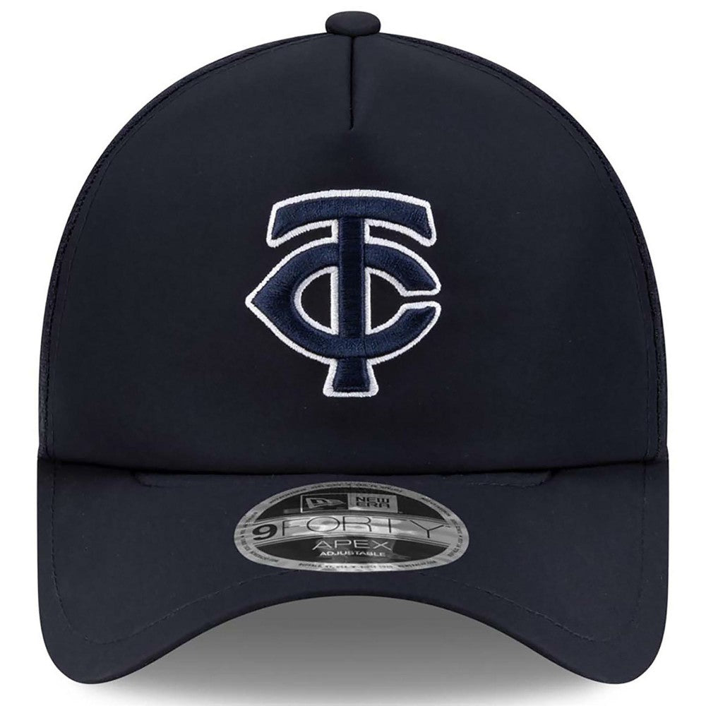 Minnesota Twins 2026 Batting Practice Apex 9FORTY Adjustable Trucker Hat - Navy | New Era