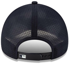 New York Yankees 2026 Batting Practice Apex 9FORTY Adjustable Trucker Hat - Navy | New Era