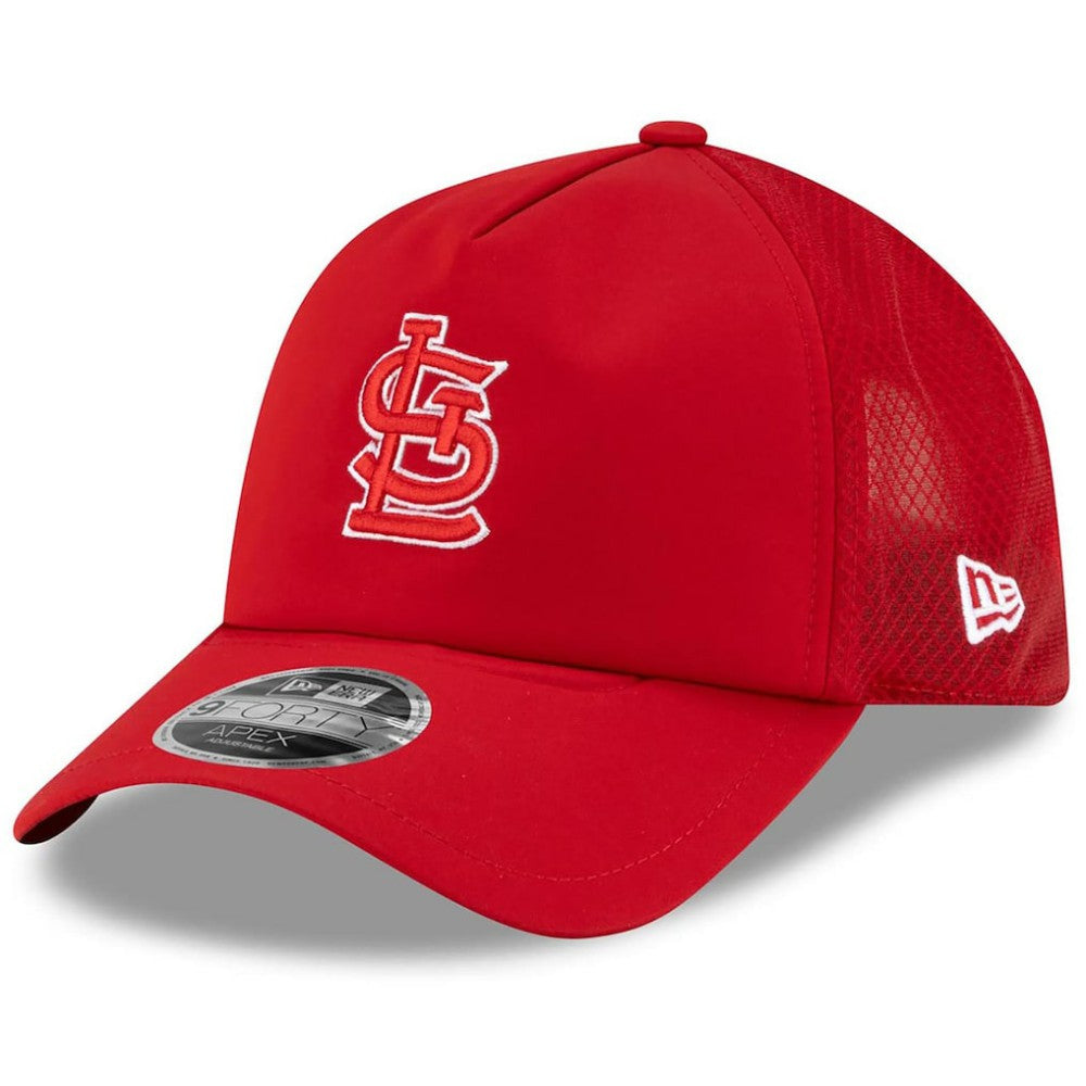 St. Louis Cardinals 2026 Batting Practice Apex 9FORTY Adjustable Trucker Hat - Red | New Era