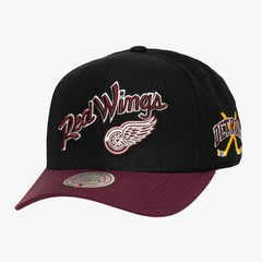 Detroit Red Wings Mitchell & Ness x Just Don Wave Script Pro Strapback Hat