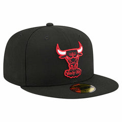 Chicago Bulls Core Logo 59FIFTY Fitted Hat - Black | New Era online