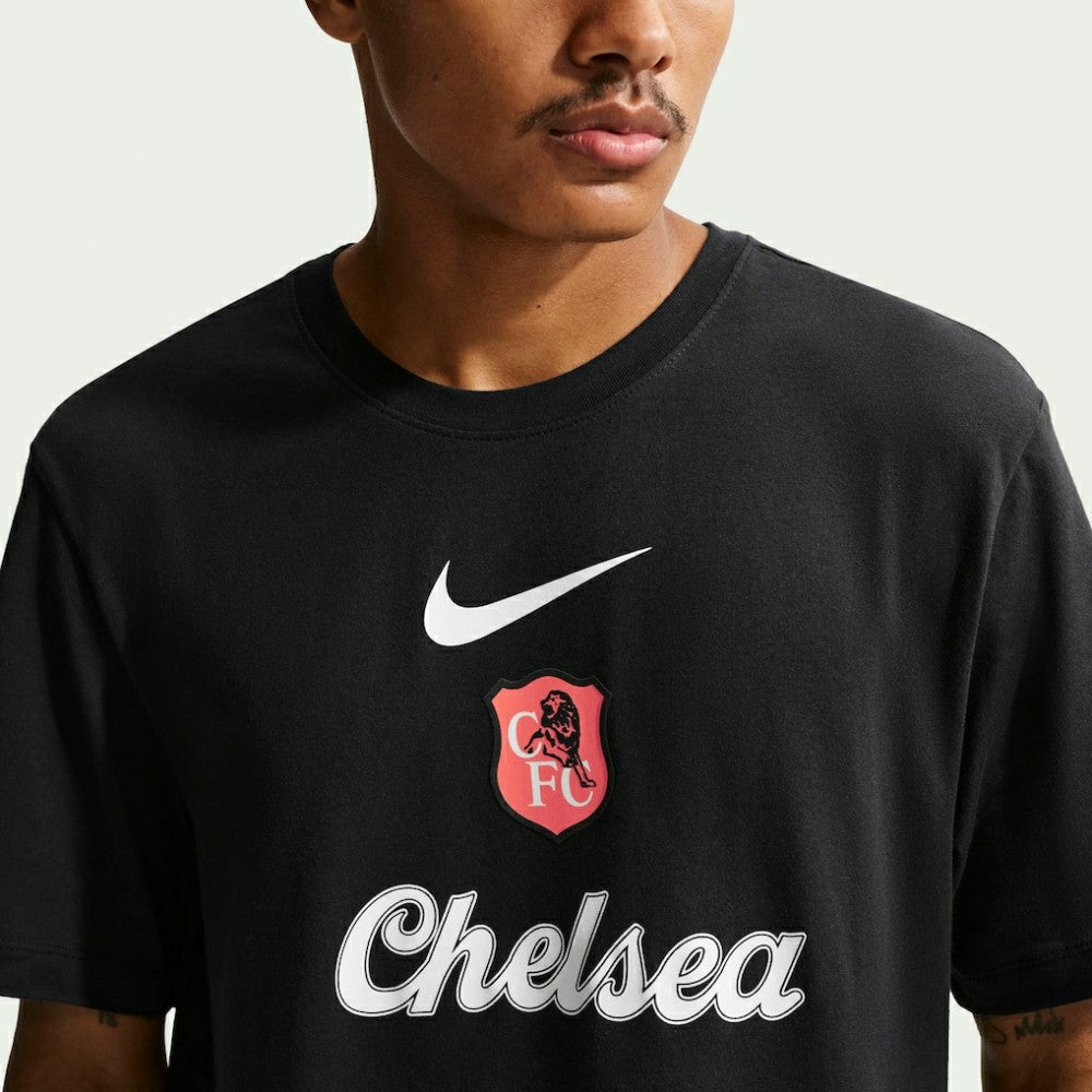 Chelsea Crest T-Shirt / Soccer Outlet